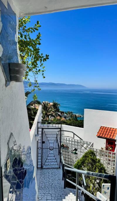Casa En La Montana Con Espectacular Vista Al Mar Villa ปูแอร์โตบาญาร์ตา ภายนอก รูปภาพ